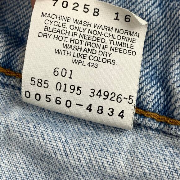 VTG 90s Levis 560 Mens Jeans 38x32 Loose Fit Tapered Leg Made In USA Meas: 36x30 - Picture 5 of 12